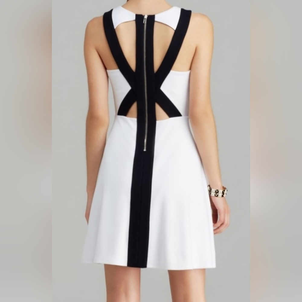 Bailey 44 White Halter Mini Dress w Navy Accents & Back Cut Outs, Size XS